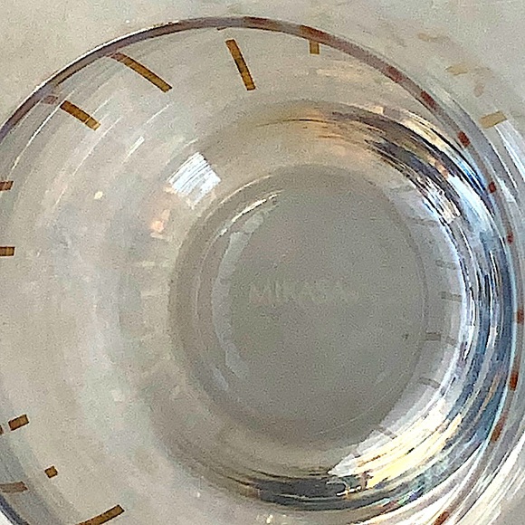 MIKASA CHEERS METALLICS GOLD STEMLESS WINE GLASS SET OF 4 - Picture 7 of 8